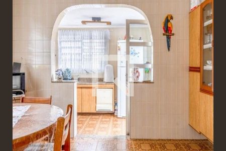 Casa à venda com 157m², 3 quartos e 3 vagas