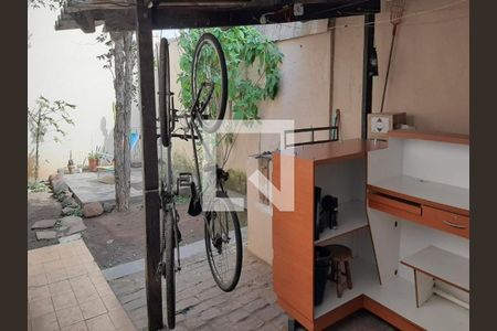 Casa à venda com 358m², 3 quartos e 6 vagas