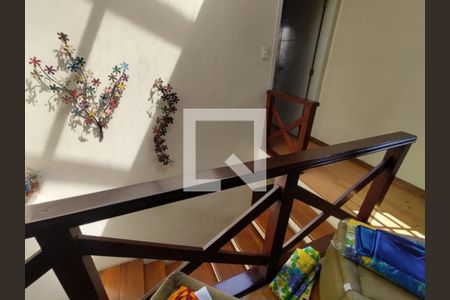 Casa à venda com 120m², 3 quartos e 4 vagas