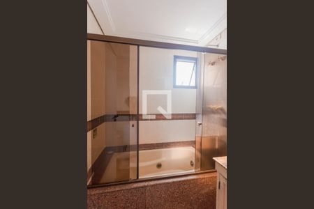 Apartamento à venda com 114m², 3 quartos e 2 vagas Apartamento à venda com 114m², 3 quartos e 2 vagasBanheiro