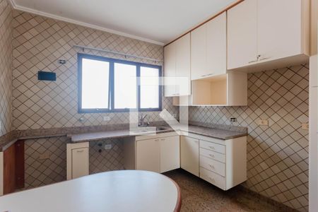 Apartamento à venda com 114m², 3 quartos e 2 vagas Apartamento à venda com 114m², 3 quartos e 2 vagasCozinha