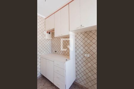 Apartamento à venda com 114m², 3 quartos e 2 vagas Apartamento à venda com 114m², 3 quartos e 2 vagasCozinha