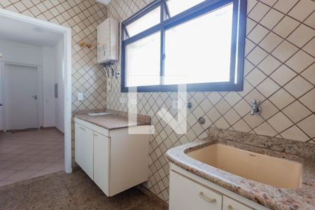 Apartamento à venda com 114m², 3 quartos e 2 vagas Apartamento à venda com 114m², 3 quartos e 2 vagasCozinha