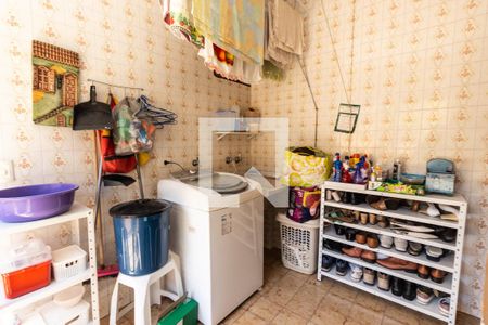 Casa à venda com 185m², 3 quartos e 2 vagasÁrea de serviço