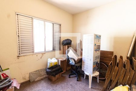 Casa à venda com 185m², 3 quartos e 2 vagasQuarto de serviço