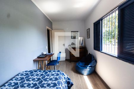 Casa à venda com 185m², 3 quartos e 2 vagasQuarto 3