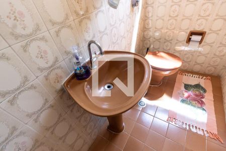 Casa à venda com 185m², 3 quartos e 2 vagasLavabo