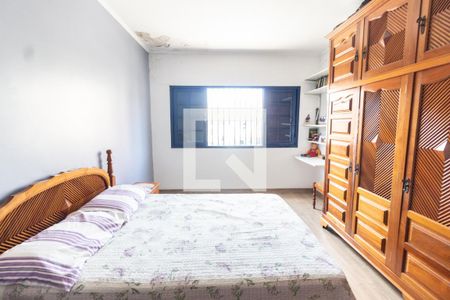 Casa à venda com 185m², 3 quartos e 2 vagasQuarto 1