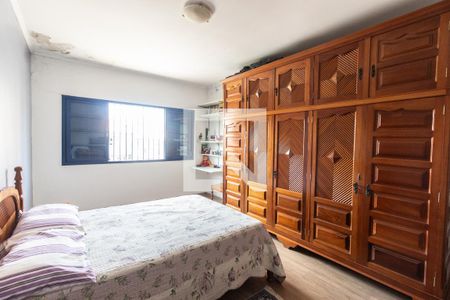 Casa à venda com 185m², 3 quartos e 2 vagasQuarto 1