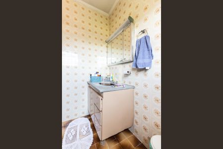 Casa à venda com 185m², 3 quartos e 2 vagasBanheiro