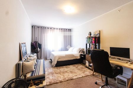 Casa à venda com 185m², 3 quartos e 2 vagasQuarto 2