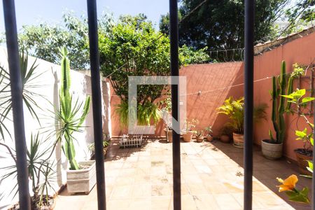 Casa à venda com 185m², 3 quartos e 2 vagasVista