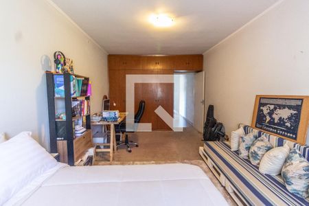 Casa à venda com 185m², 3 quartos e 2 vagasQuarto 2