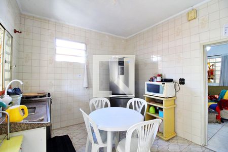 Casa à venda com 220m², 4 quartos e 1 vagaCozinha