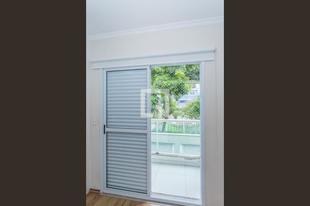 Casa à venda com 214m², 4 quartos e 3 vagas Casa à venda com 214m², 4 quartos e 3 vagasVaranda suite