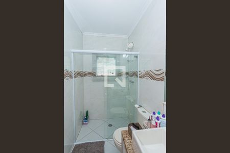 Casa à venda com 214m², 4 quartos e 3 vagas Casa à venda com 214m², 4 quartos e 3 vagasBanheiro social