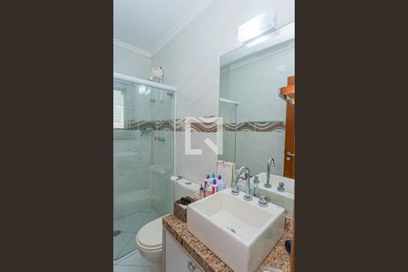 Casa à venda com 214m², 4 quartos e 3 vagas Casa à venda com 214m², 4 quartos e 3 vagasBanheiro social