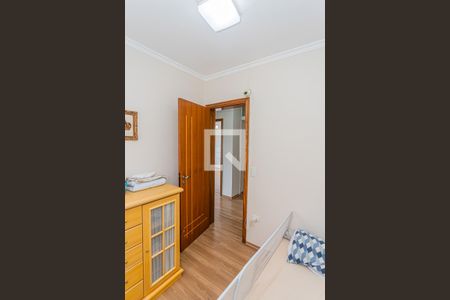 Casa à venda com 214m², 4 quartos e 3 vagas Casa à venda com 214m², 4 quartos e 3 vagasQuarto 1