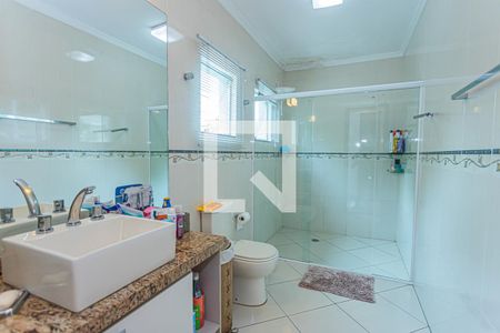 Casa à venda com 214m², 4 quartos e 3 vagas Casa à venda com 214m², 4 quartos e 3 vagasBanheiro suite