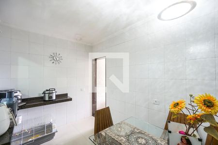 Casa à venda com 59m², 3 quartos e 2 vagas Casa à venda com 59m², 3 quartos e 2 vagasCozinha