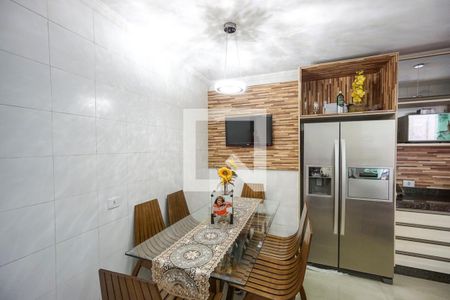 Casa à venda com 59m², 3 quartos e 2 vagas Casa à venda com 59m², 3 quartos e 2 vagasCozinha