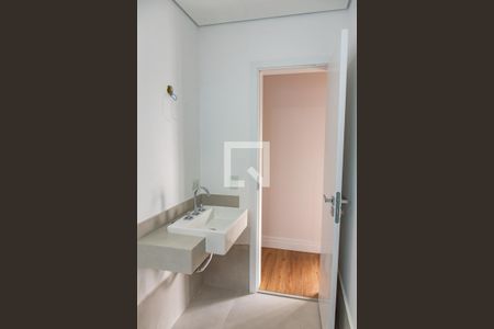 Casa à venda com 230m², 3 quartos e 4 vagas Casa à venda com 230m², 3 quartos e 4 vagasBanheiro da suíte 1
