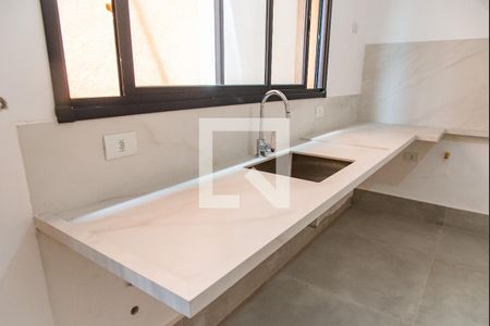 Casa à venda com 230m², 3 quartos e 4 vagas Casa à venda com 230m², 3 quartos e 4 vagasCozinha