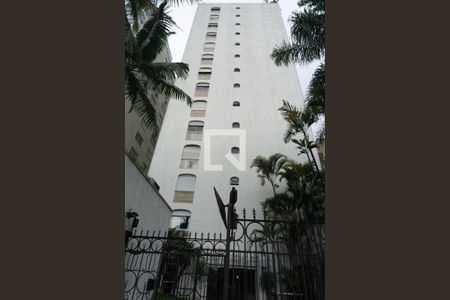 Apartamento à venda com 210m², 3 quartos e 2 vagasFachada