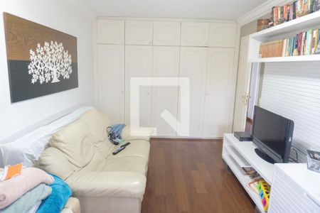 Apartamento à venda com 210m², 3 quartos e 2 vagasQuarto 2