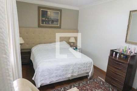 Apartamento à venda com 210m², 3 quartos e 2 vagasSuíte
