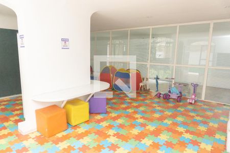 Apartamento à venda com 210m², 3 quartos e 2 vagasÁrea comum - Playground
