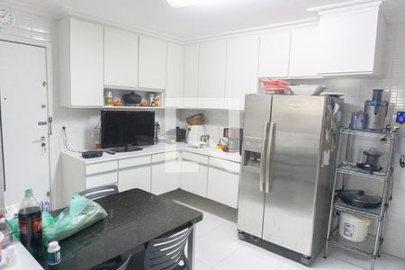 Apartamento à venda com 210m², 3 quartos e 2 vagasCozinha