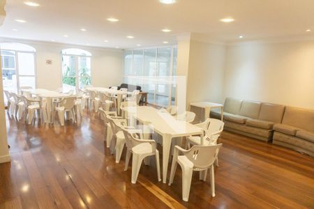 Apartamento à venda com 210m², 3 quartos e 2 vagasÁrea comum - Salão de festas