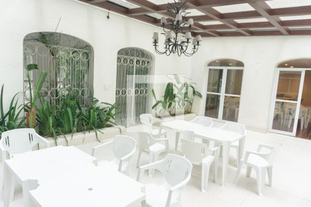 Apartamento à venda com 210m², 3 quartos e 2 vagasÁrea comum - Salão de festas