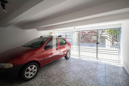 Casa à venda com 175m², 4 quartos e 2 vagas Casa à venda com 175m², 4 quartos e 2 vagasGaragem
