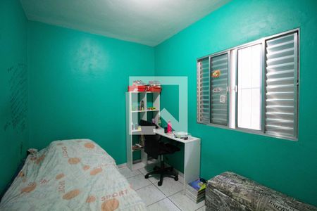 Casa à venda com 175m², 4 quartos e 2 vagas Casa à venda com 175m², 4 quartos e 2 vagasQuarto 4