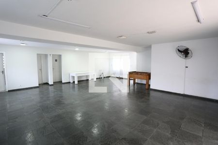 Apartamento para alugar com 55m², 2 quartos e 1 vagaÁrea comum - Salão de festas