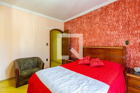 Casa à venda com 297m², 4 quartos e 6 vagasSuite