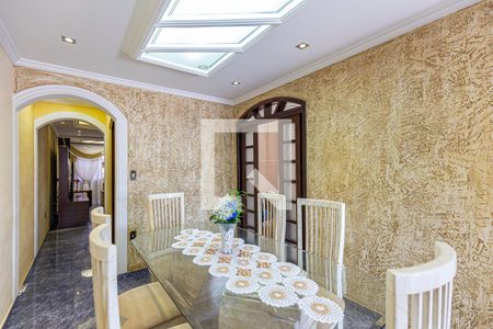 Casa à venda com 297m², 4 quartos e 6 vagasSala de Jantar