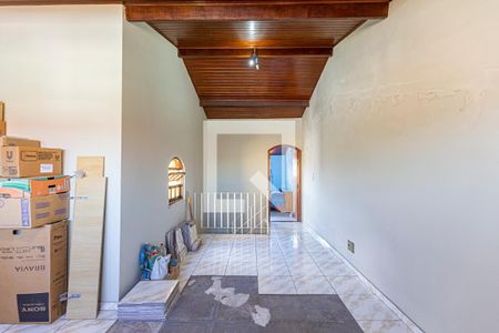 Casa à venda com 297m², 4 quartos e 6 vagasSótão