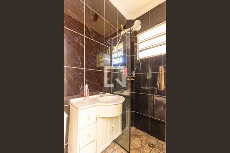 Casa à venda com 297m², 4 quartos e 6 vagasBanheiro da Garagem