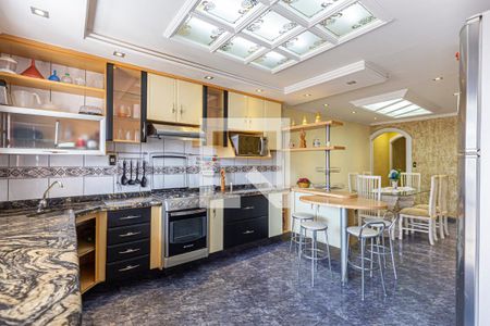 Casa à venda com 297m², 4 quartos e 6 vagasCozinha