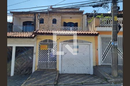Casa à venda com 297m², 4 quartos e 6 vagasFachada