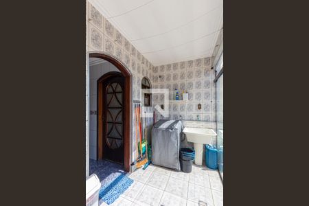 Casa à venda com 297m², 4 quartos e 6 vagasÁrea de Serviço