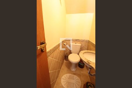 Casa à venda com 142m², 3 quartos e 2 vagas Casa à venda com 142m², 3 quartos e 2 vagasLavabo