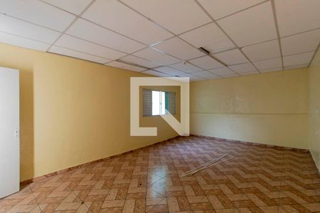 Casa à venda com 228m², 3 quartos e 3 vagas Casa à venda com 228m², 3 quartos e 3 vagasQuarto Externo