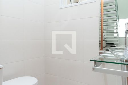 Lavabo de casa para alugar com 3 quartos, 220m² em Vila Augusta, Guarulhos