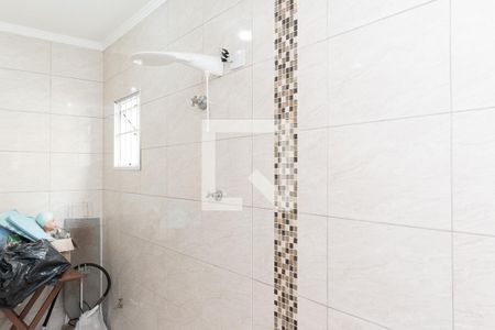 Casa para alugar com 220m², 3 quartos e 6 vagas Casa para alugar com 220m², 3 quartos e 6 vagasBanheiro da Suíte 1