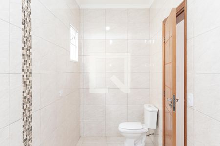 Casa para alugar com 220m², 3 quartos e 6 vagas Casa para alugar com 220m², 3 quartos e 6 vagasBanheiro da Suíte 1