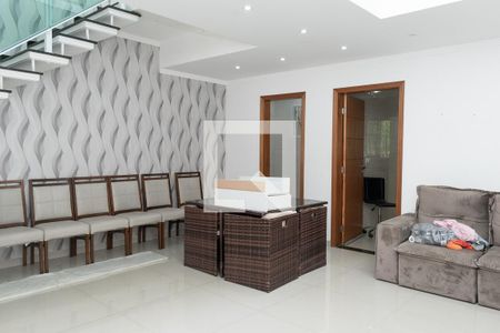 Sala de casa para alugar com 3 quartos, 220m² em Vila Augusta, Guarulhos